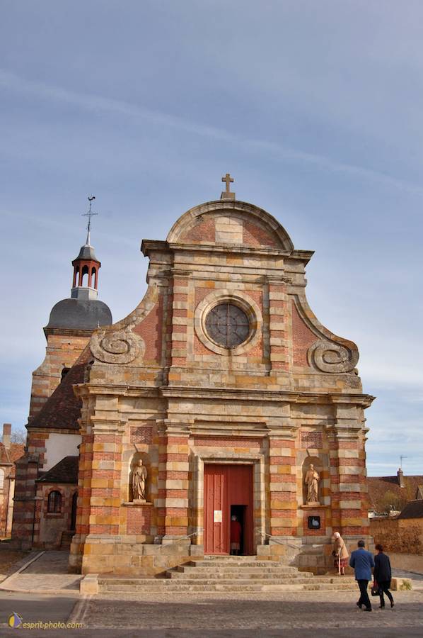 Nom de l'image : D2146121_1_(c)Norbert-JUNG — Description :  Sortie de messe - La FertÈ Vidamme